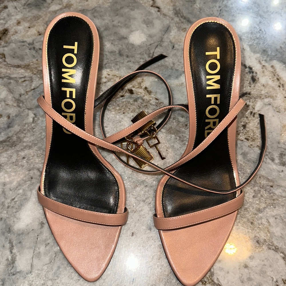 Tom Ford Cream Tan Minimalist Heels